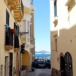 Dimora Nel Centro Storico Di בית נופש גאליפולי